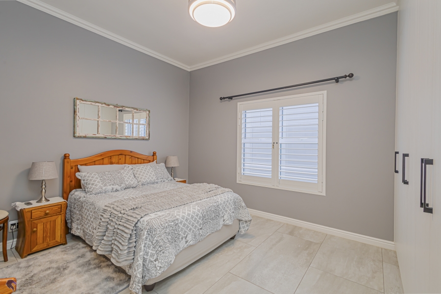 3 Bedroom Property for Sale in Calypso Beach Western Cape